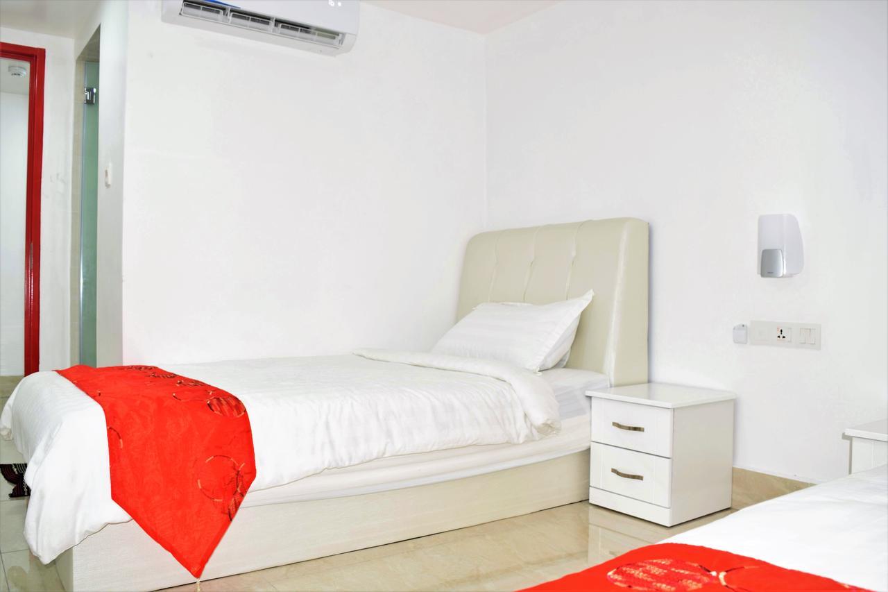 ספאנג S Rose Hotel מראה חיצוני תמונה